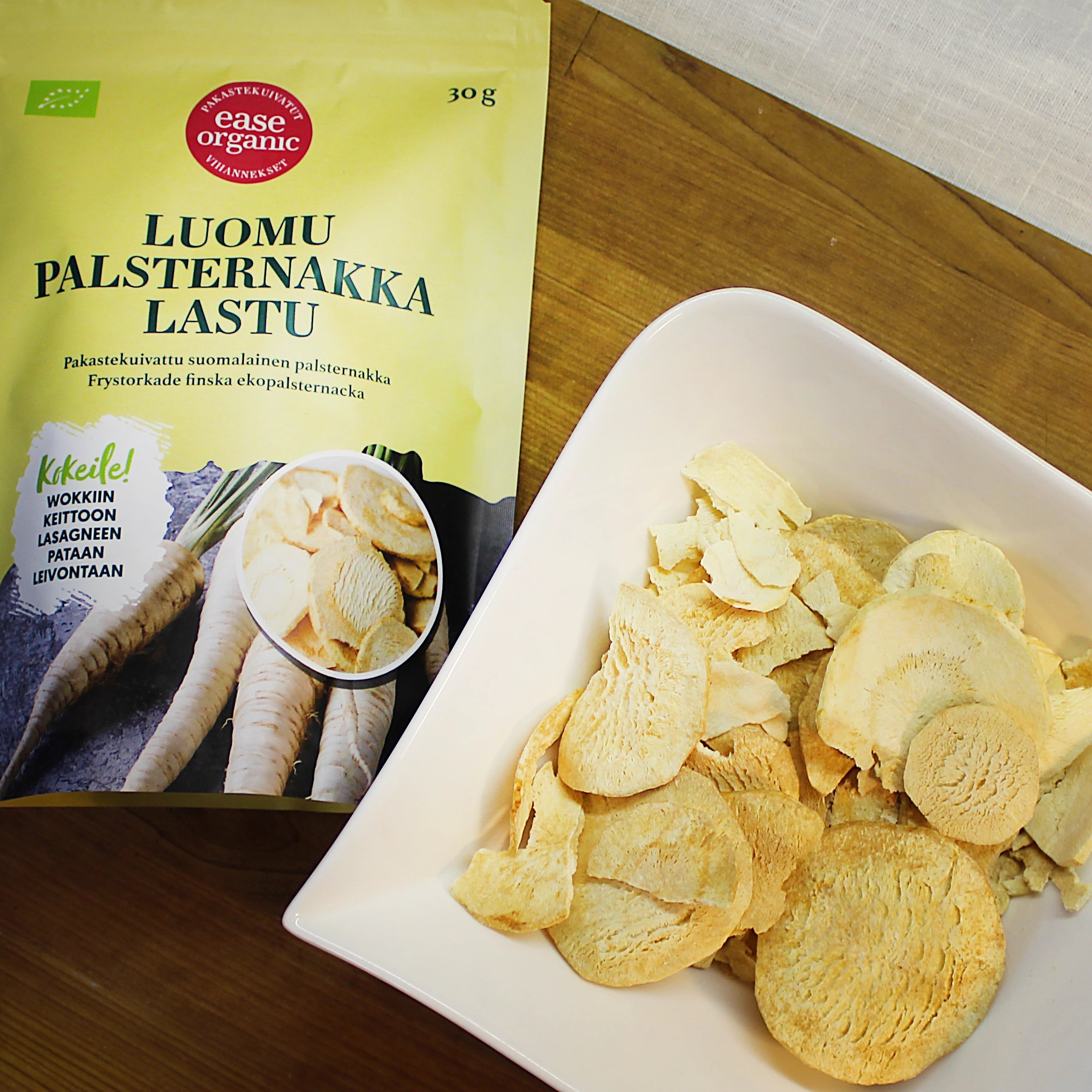 pakastekuivattu luomupalsternakkalastu